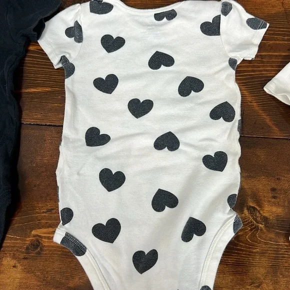 Baby Girl 9 Month Onesies - Picture 8 of 8